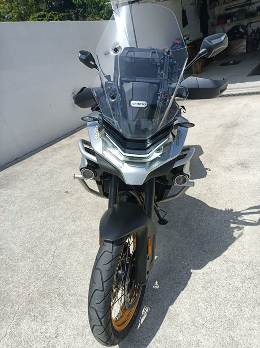 CF moto MT 800 Touring