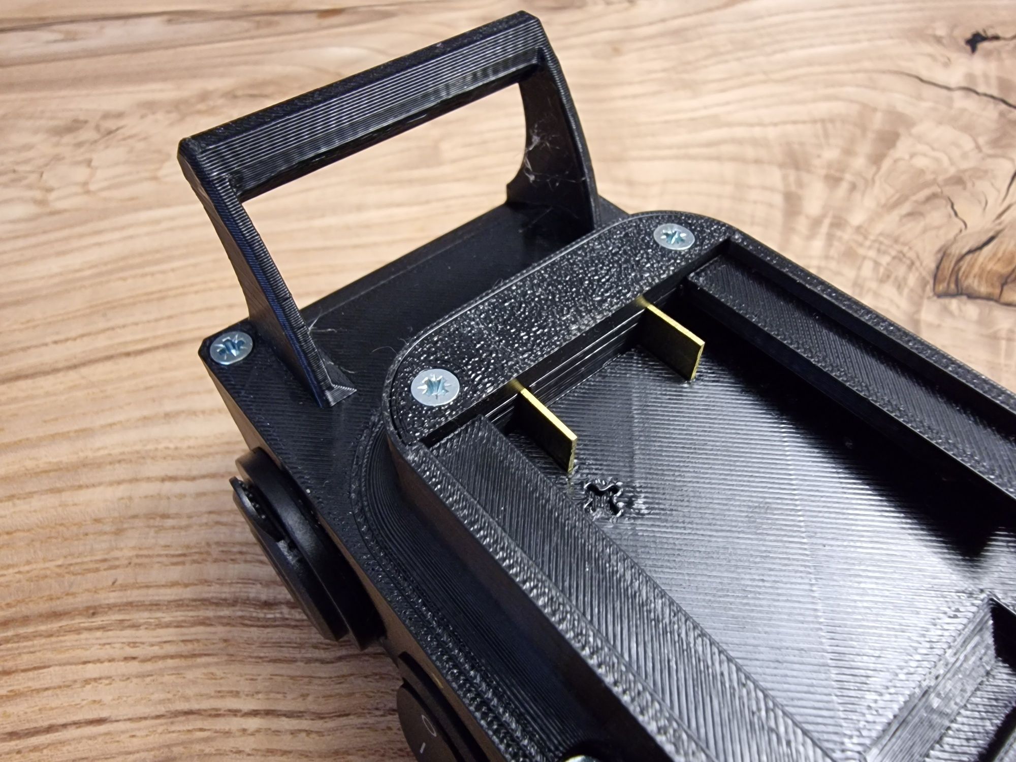 Powerbank Dewalt adapter z gniazdem zapalniczki USB