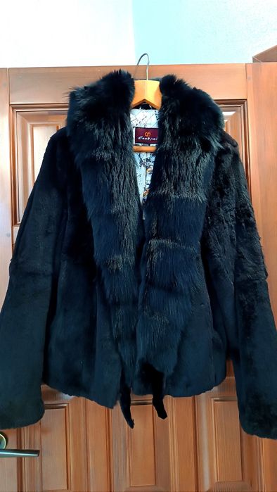 Шуба кролик с воротником из чернобурки