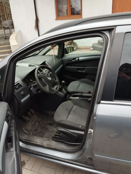 Opel Zafira b 1.8 16 v