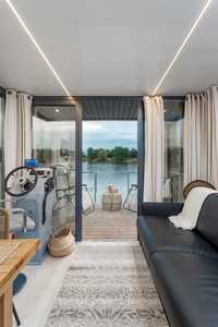 Najem domek na wodzie LEMURIA Houseboat - pływający dom bez patentu