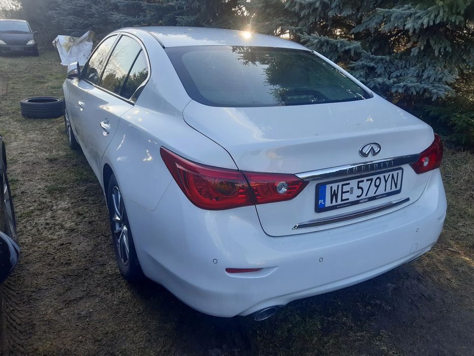 Infiniti Q50 Możliwa zamiana