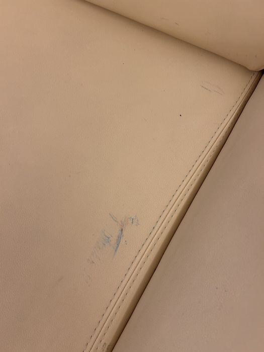 Sofá 4 lugares com chaise longue