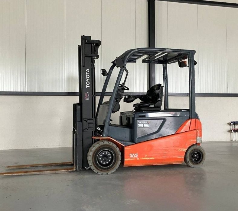 Empilhador toyota 3.5t