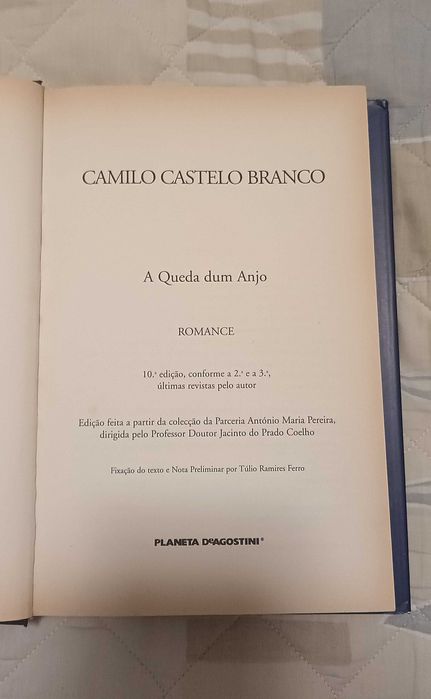 Livro A Queda dum Anjo