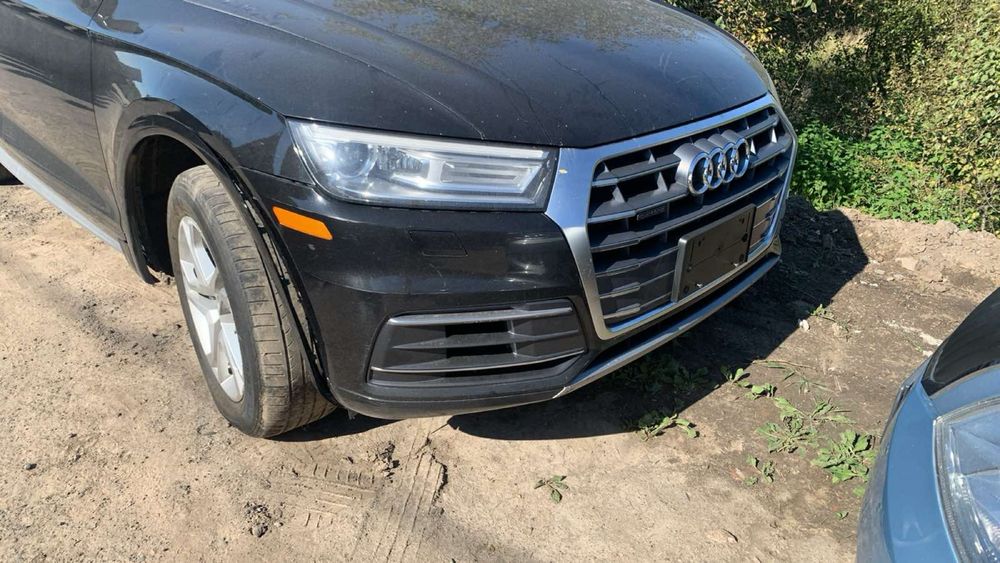 Капот морда audi Q5 80a fy колір LY9t LY9C audi q5 8r0 a4b8 b9