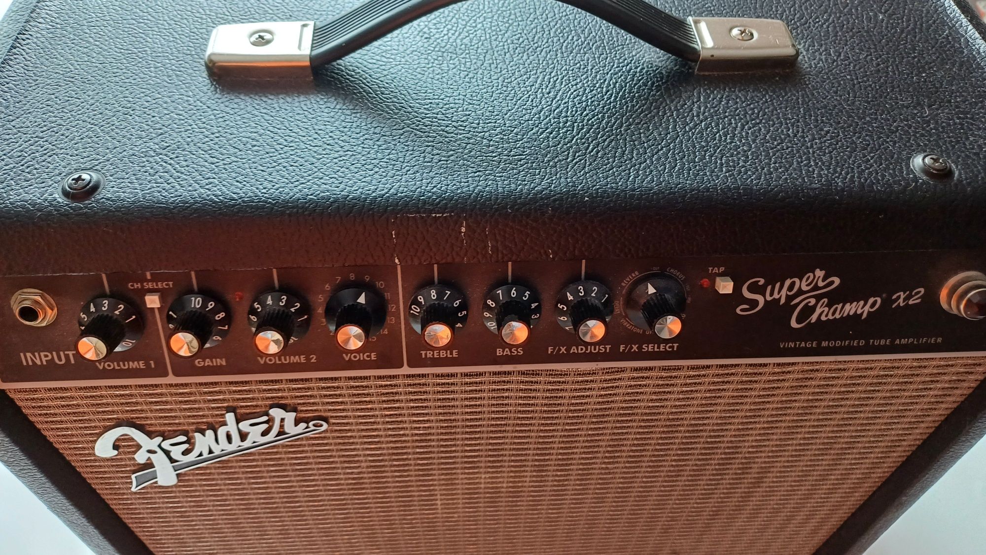 Wzmacniacz gitarowy Fender Super Champ X2