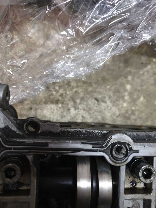 Головка блока цилиндров двигателя VW PASSAT B6 2.0 BKP 03G103308C