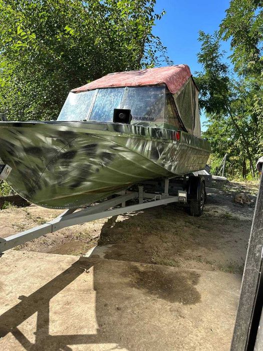 Човен  Лодка "Казанка 5м-2"