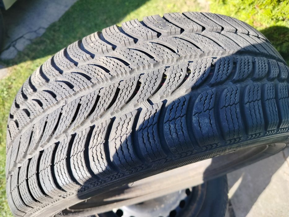 5x108 Ford Volvo 16cali et52.5 opony zimowe 205/55/16 bdb