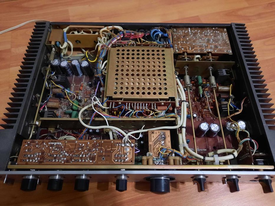 Усилитель  Кумир у-001