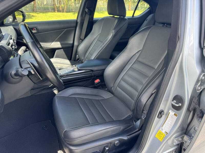 2021 Lexus IS 350
