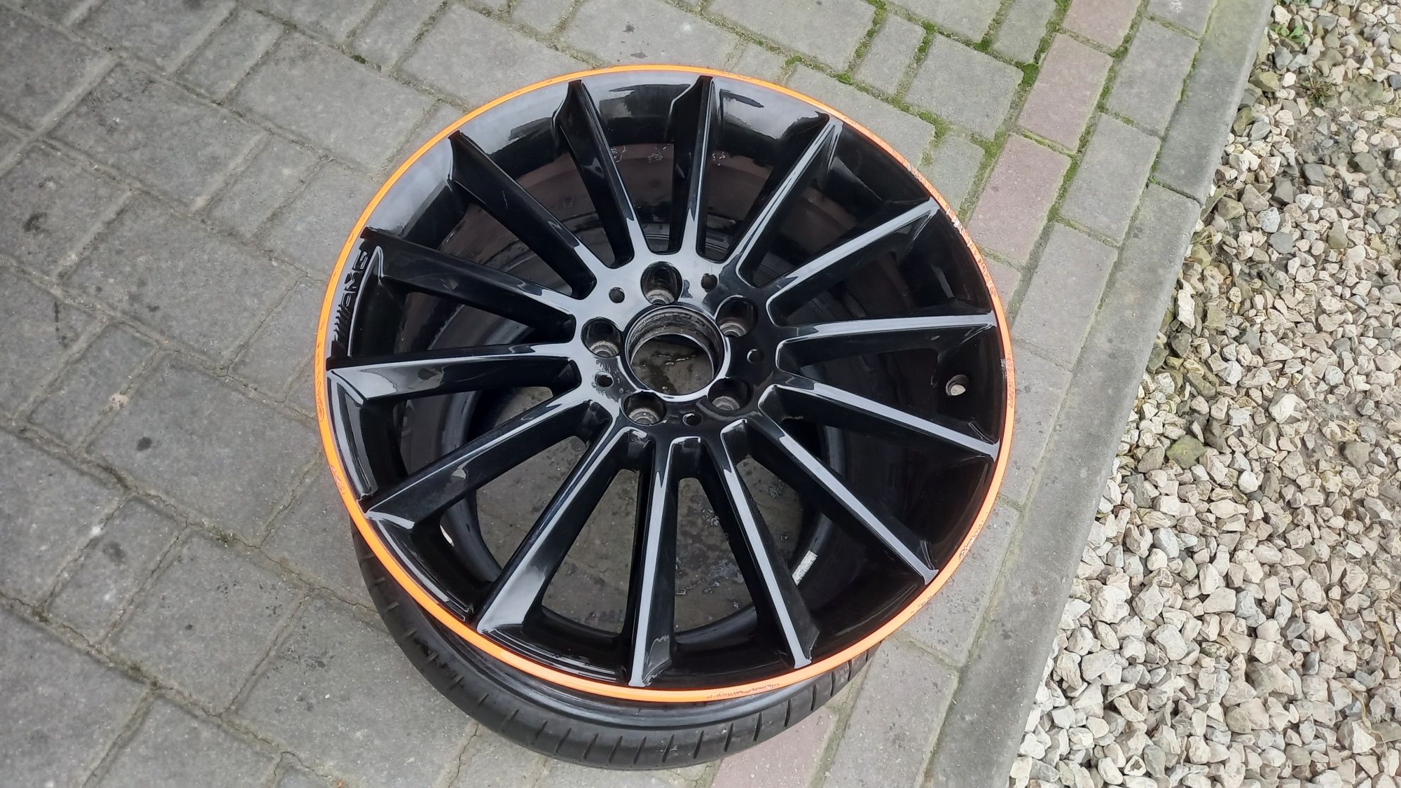 Oryginalna Felga Mercedes 19" 7.5J ET 49 1 sztuka Pomarańczowy pasek