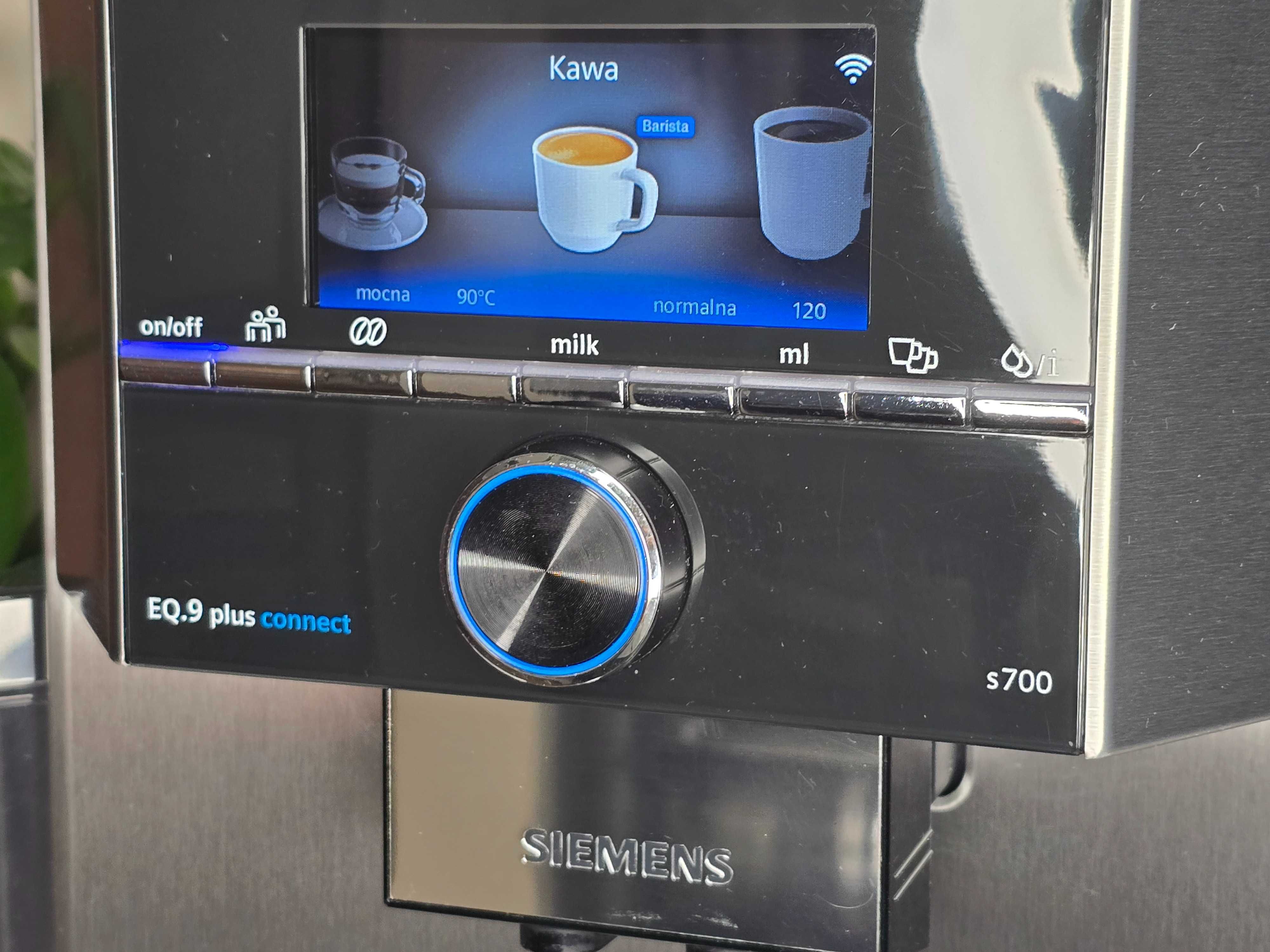 Ekspres Siemens EQ9 plus connect S700 dwa młynki, aplikacja, top model