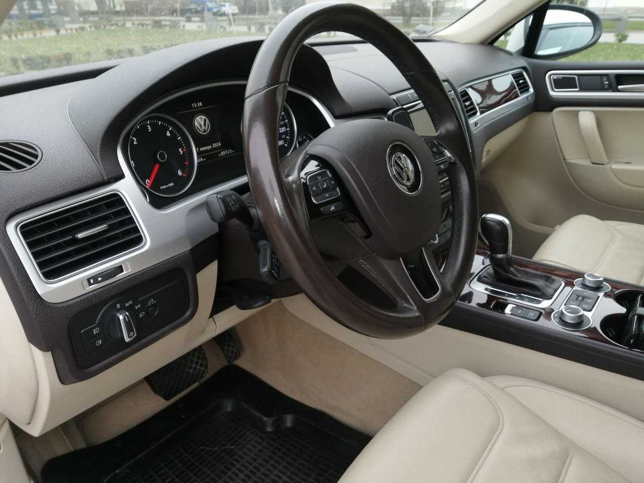 Volkswagen Touareg 2015 II  (FL) • 3.0 l TDI АТ (262 к.с.) 4Motion