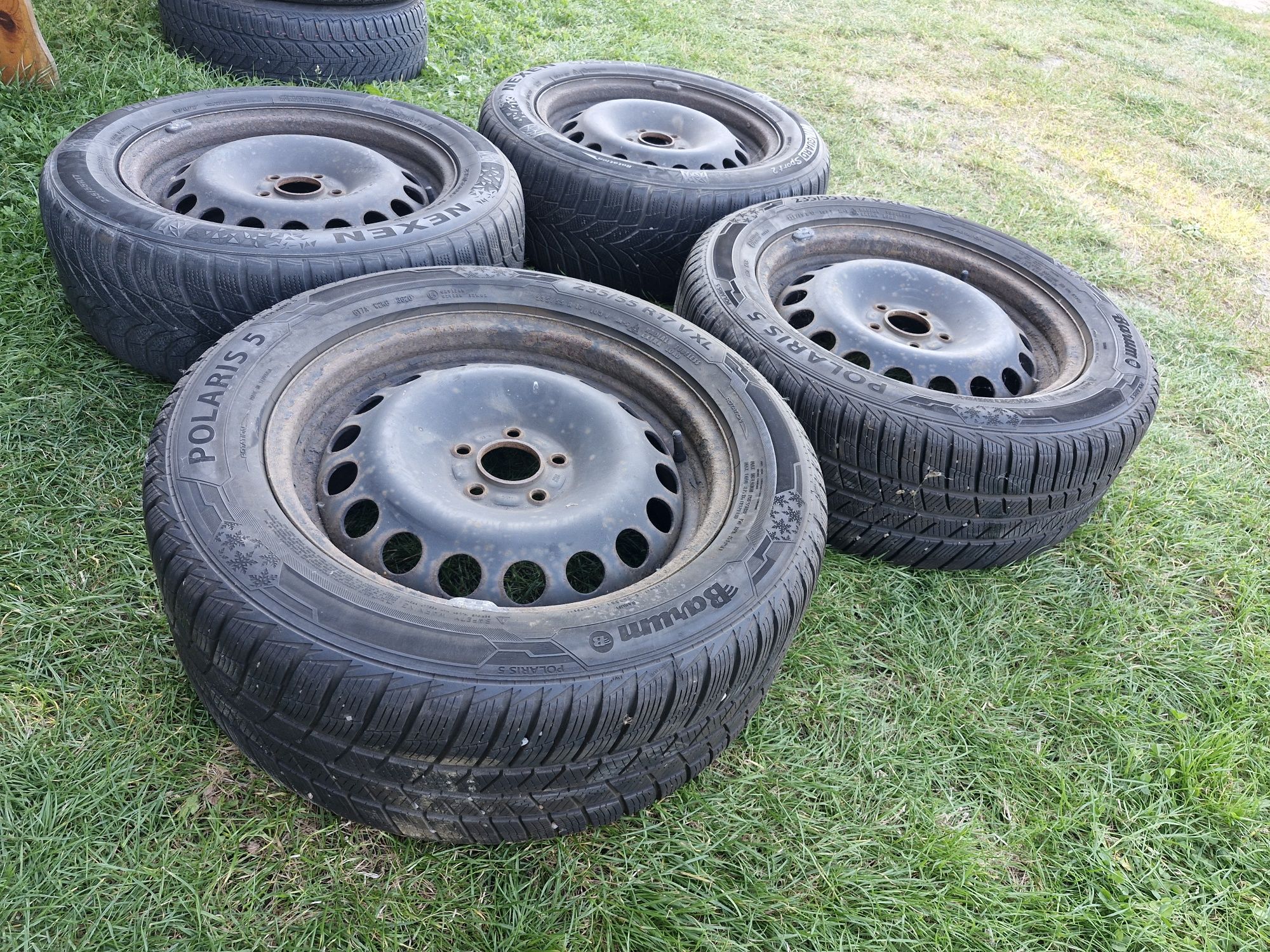 Komplet kół Ford Kuga 5x108 235/55 R 17 Cali