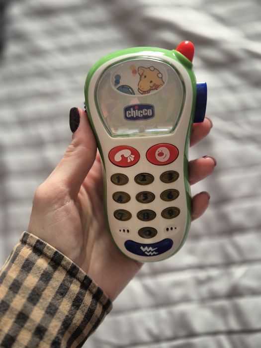 Дитячий телефон chicco
