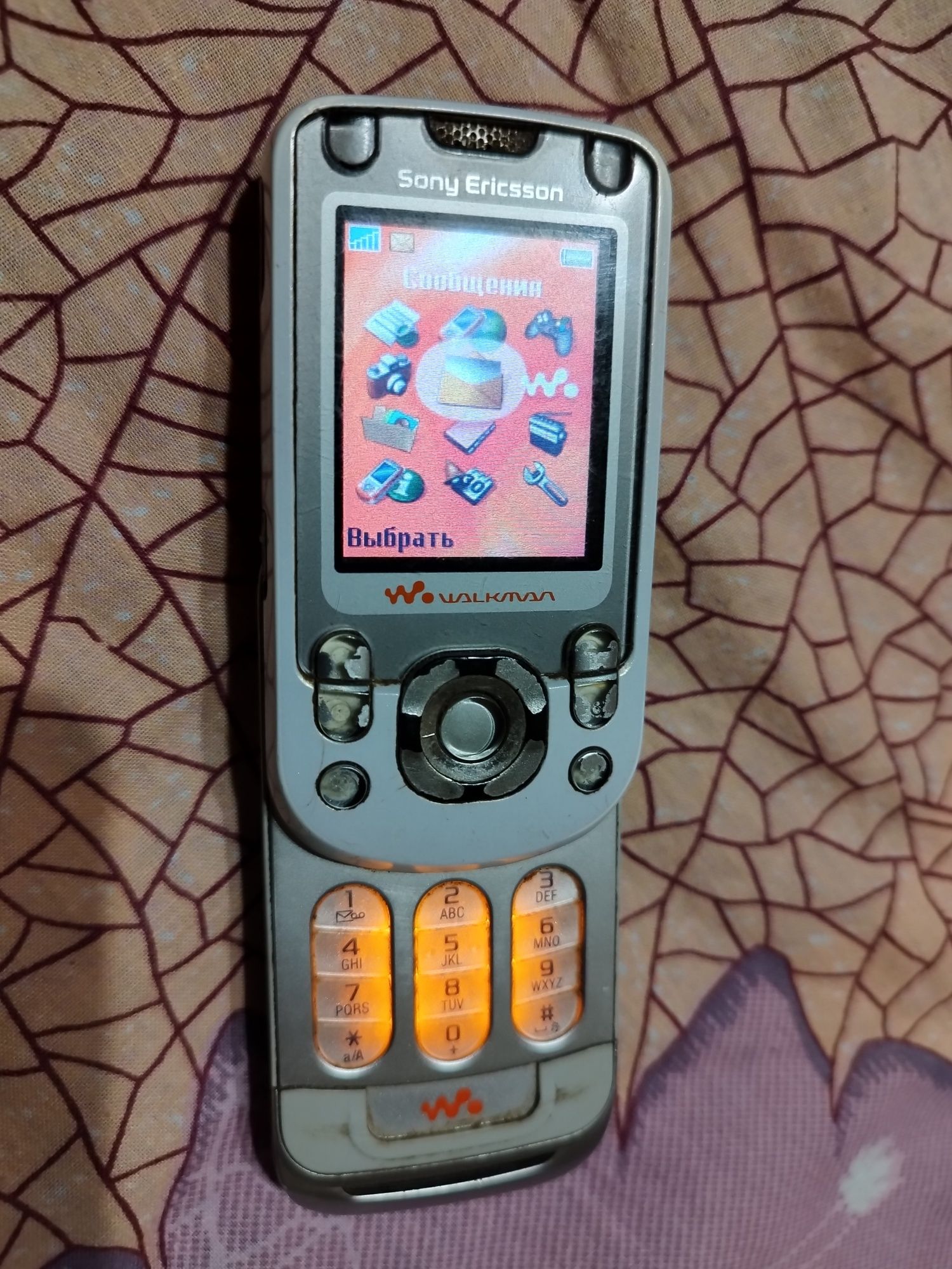 Sony Ericsson w550
