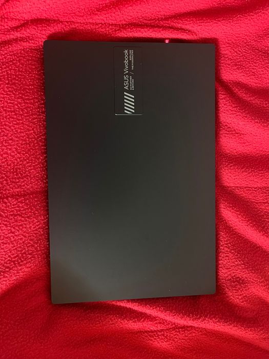 ASUS Vivobook Go 14- Como Novo + Rato + Mochila