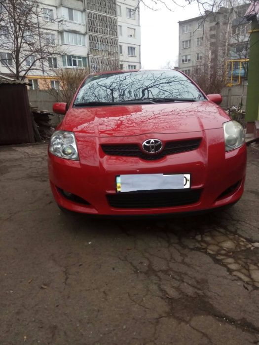 Toyota Auris в хорошие руки