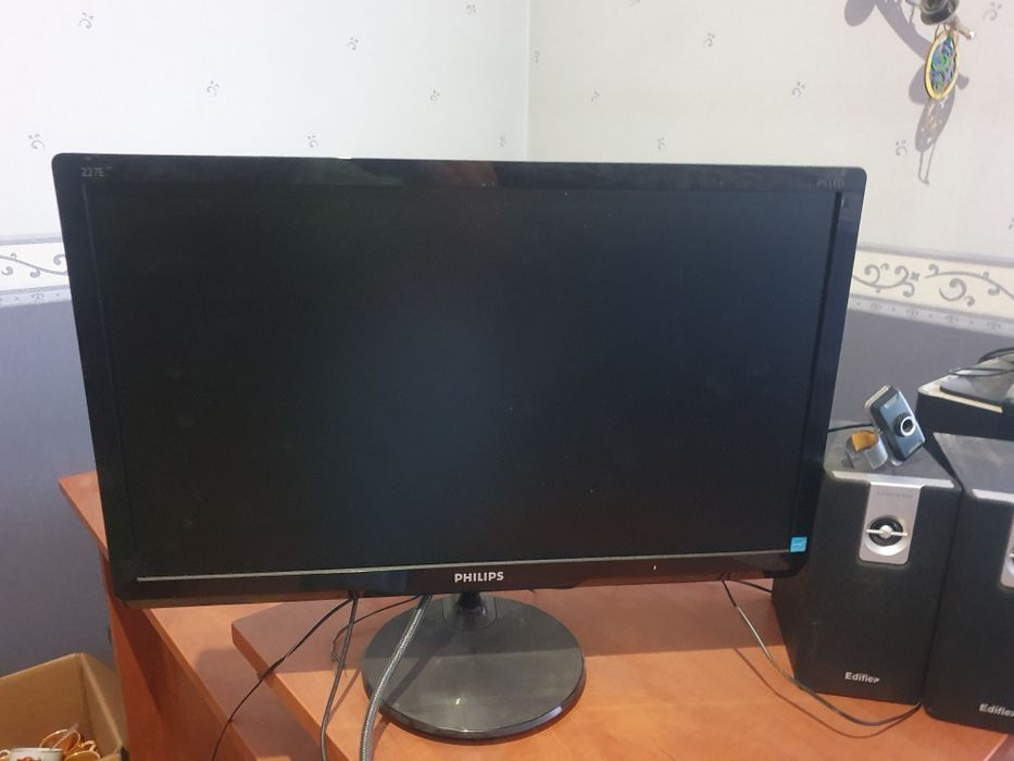 Продам монитор PHILIPS  227E