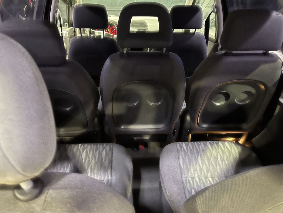 1.9 tdi 7 osobowy stan bardzo dobry xenon klima alufelgi grzana szyba