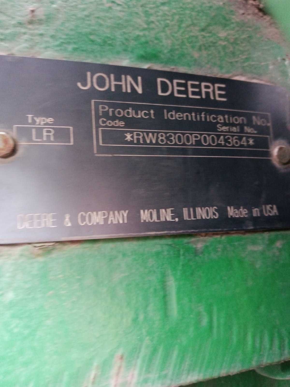 Трактор John Deere 8300  2001