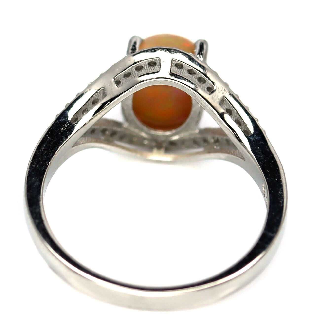 Кольцо с многоцветным опалом , серебро 925 пробы, размер 16,75