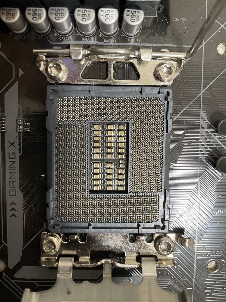 Gigabyte b 660 gaming x ddr 4