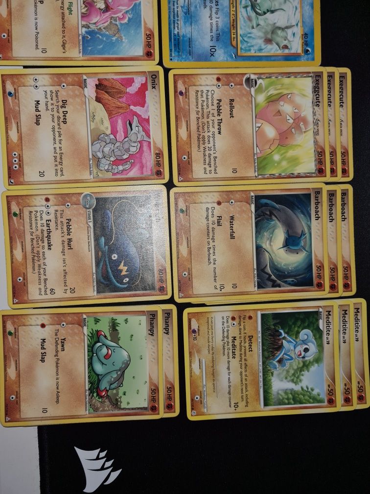 67 Cartas Pokémon