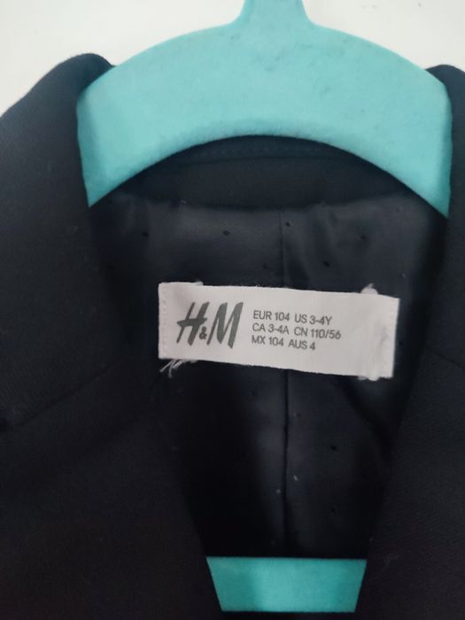 Czarna elegancka marynarka chłopięca rozmiar 104 H&M