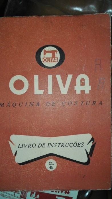 Máquina de costura Oliva CL 45