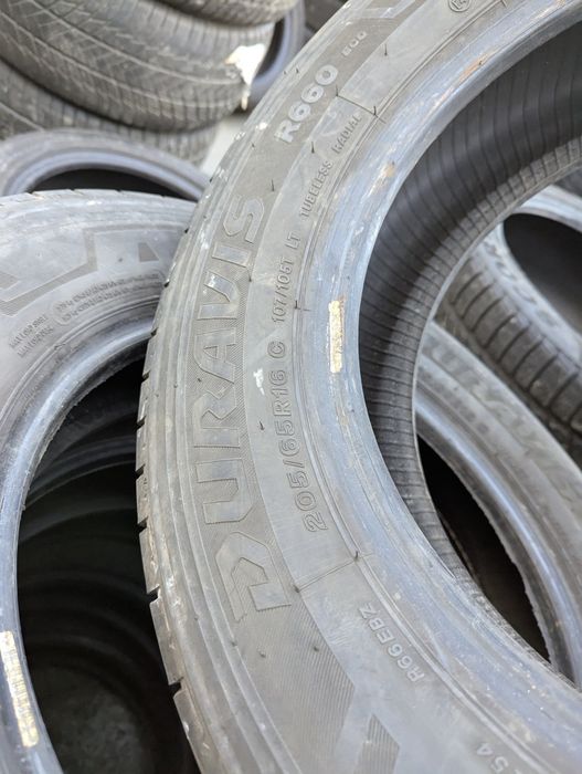 205/65R16C Bridgestone 2021рік літо