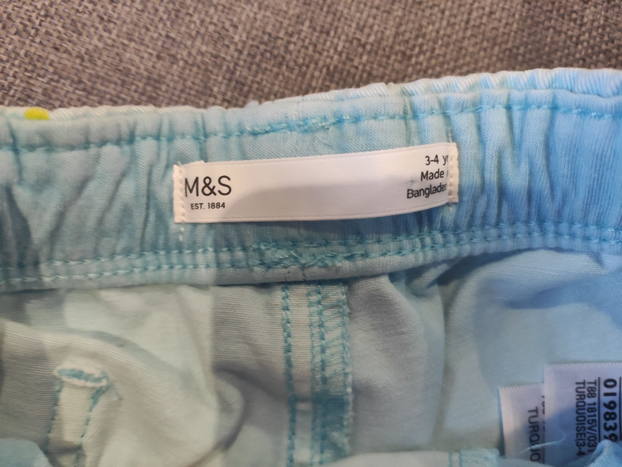 Krótkie spodenki jeans m&s rozmiar 104