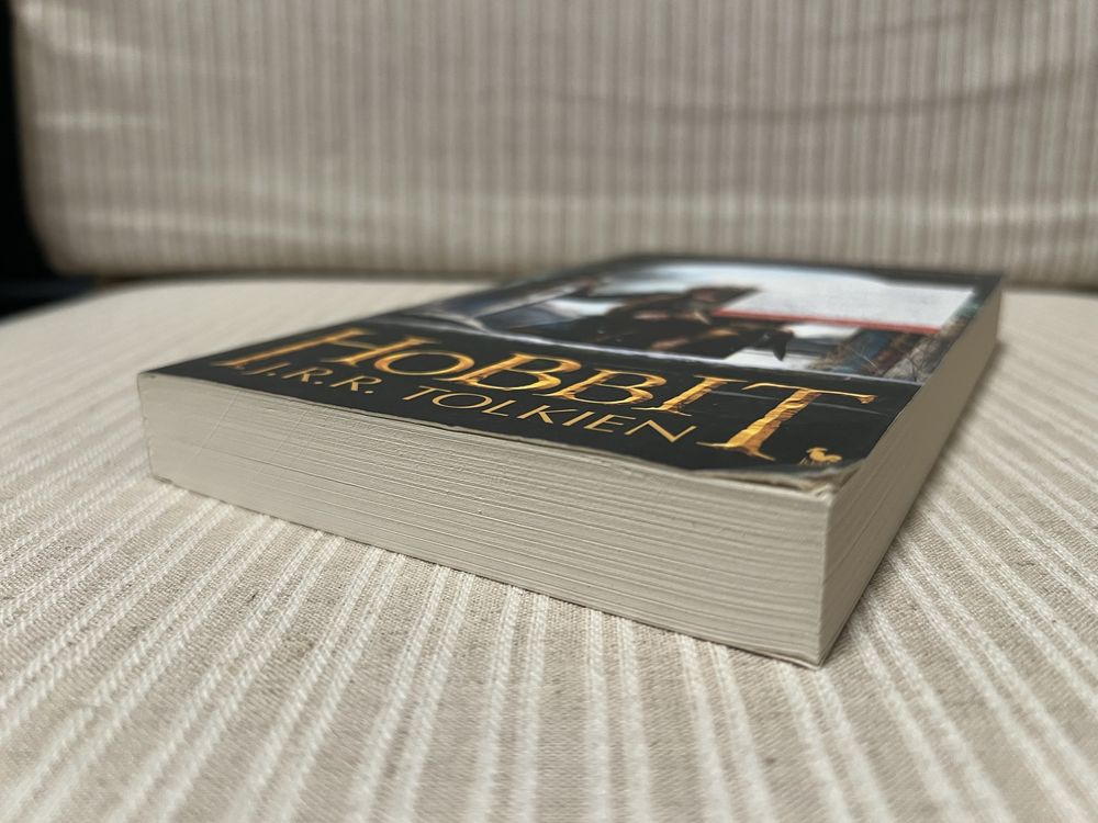 Hobbit J R R Tolkien