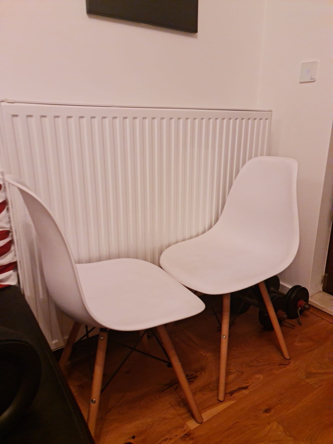 2 Krzesła Skandynawskie
