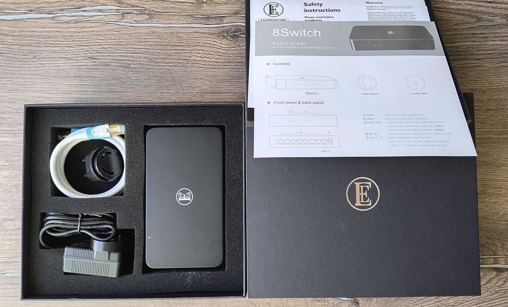 Switch sieciowy audio - English Electric 8SWITCH