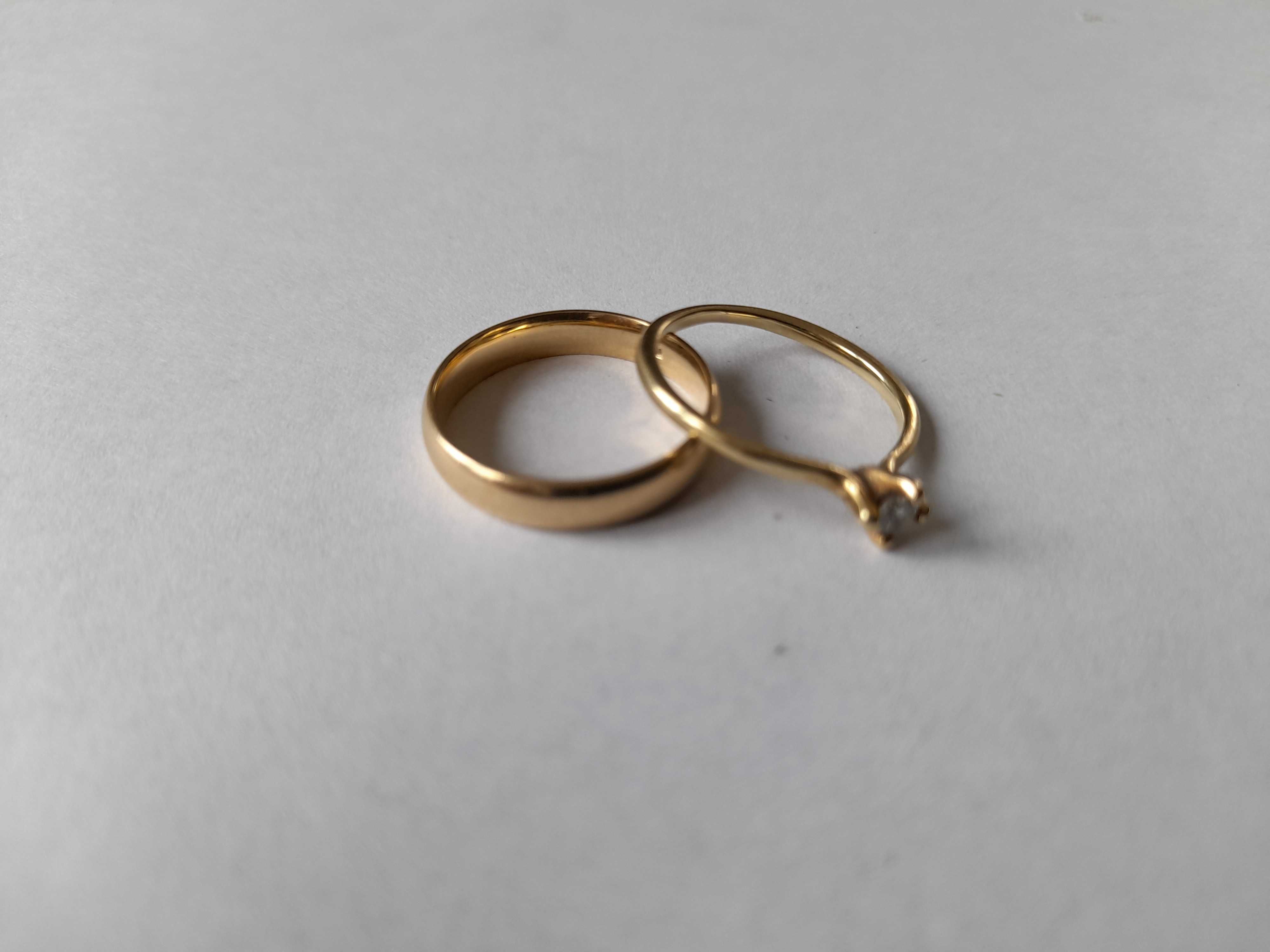 Pierścionek zaręczynowy- pierścionek z brylantem rozm.8