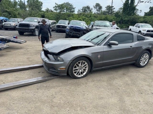 Ford Mustang 2013 3,7 V6 305KM Premium NAVI LED, Skóra, PDC w drodze