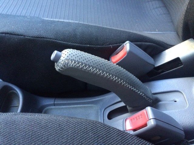 Перетяжка салонів авто