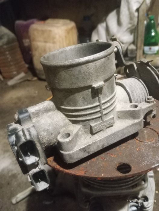 Дросельна заслонка Ніссан Максима а32