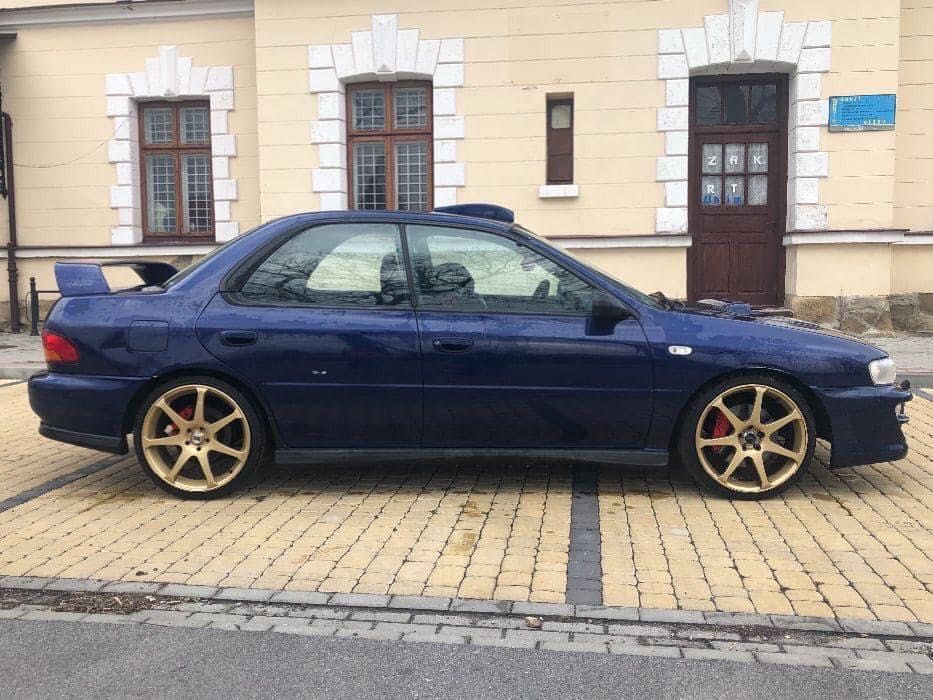 Subaru Impreza GT