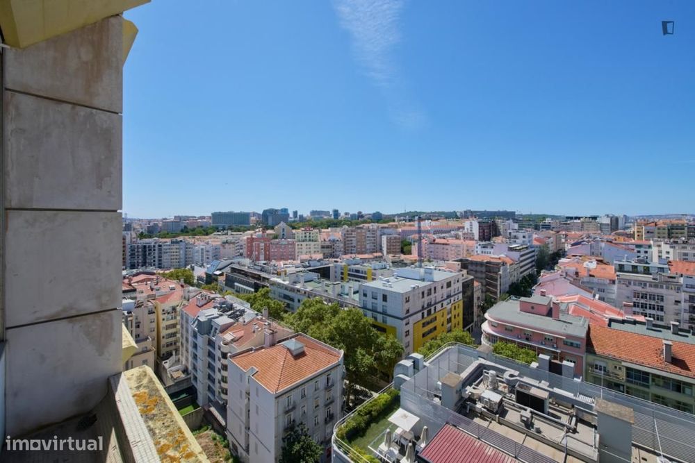 Estúdio - localizado em Picoas Lisbon