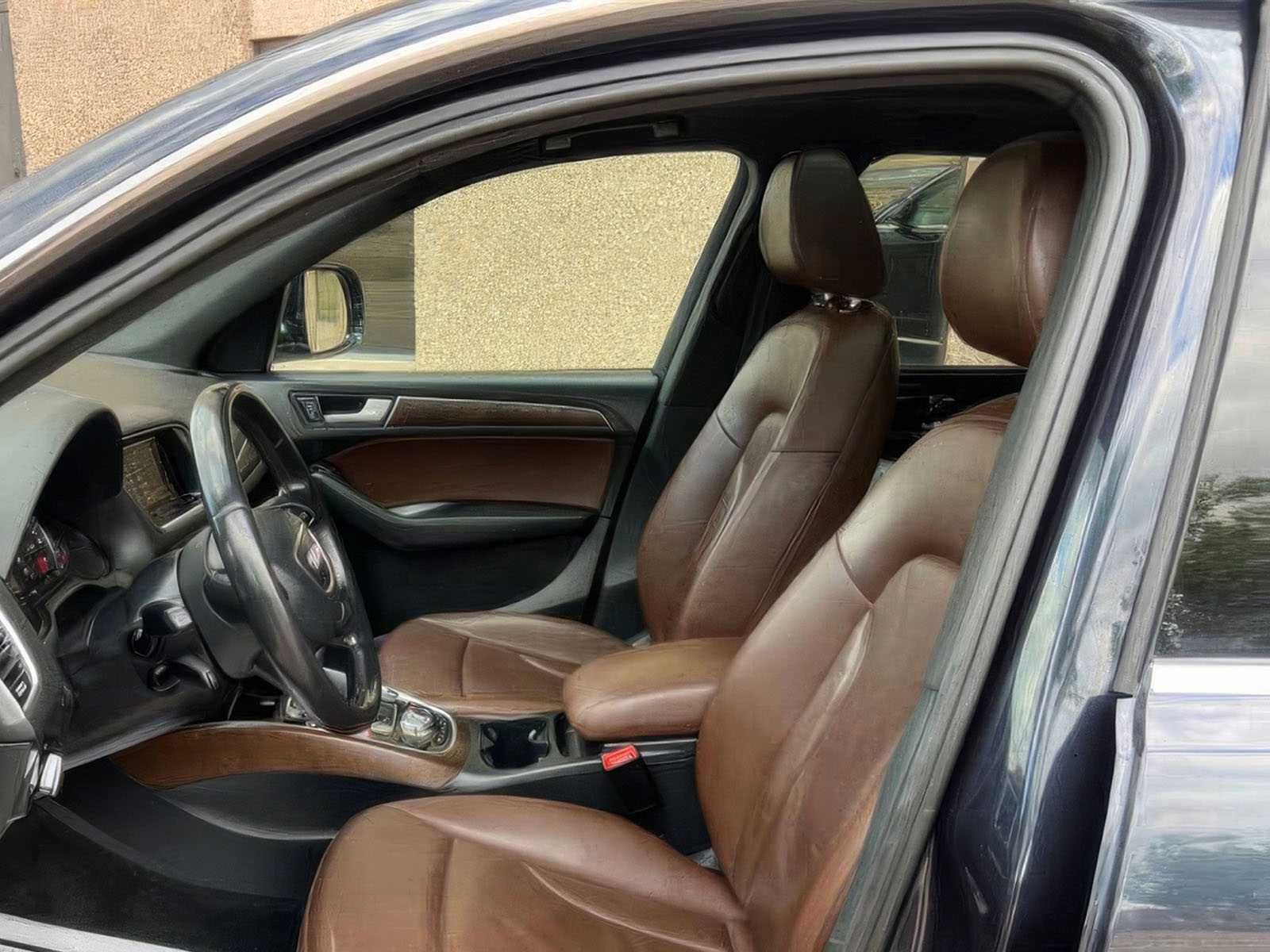 audi    	q5	2017