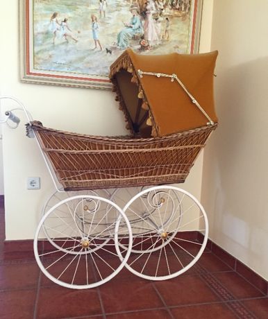 Carrinho de bonecas Victoriano / Vintage Baby Stroller