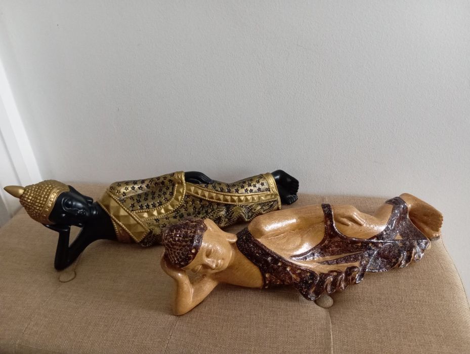 Deusas e budas em ótimo estado