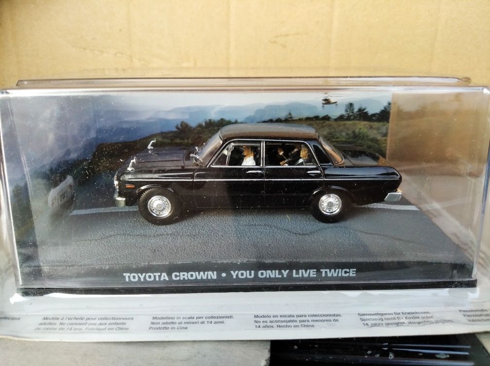 1:43 James Bond Toyota Crown "You Only Live Twice" Model