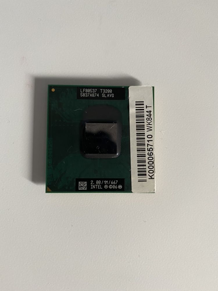 Intel Pentium T3200 2.00GHz | T2330 1.60GHz