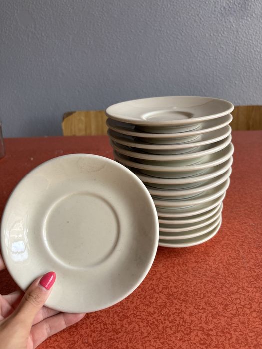 Conjunto de pratos de sobremesa