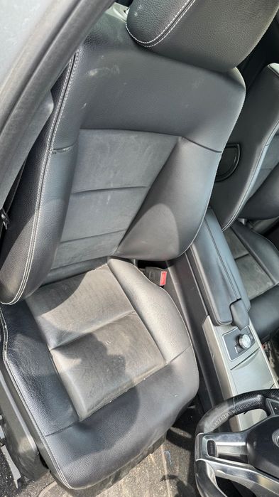 Mercedes w212 błotnik 792 prawy lewy